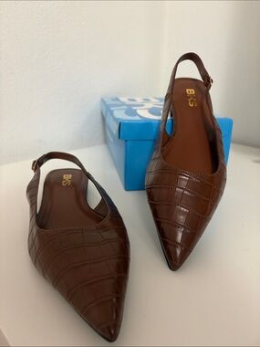Bakers Brown Croc-Embossed Pointed Slingback Flats